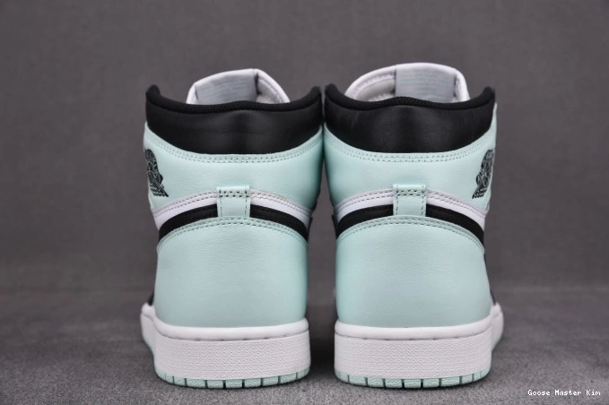 861428-100 Retro 1 Igloo Jordan High 0729